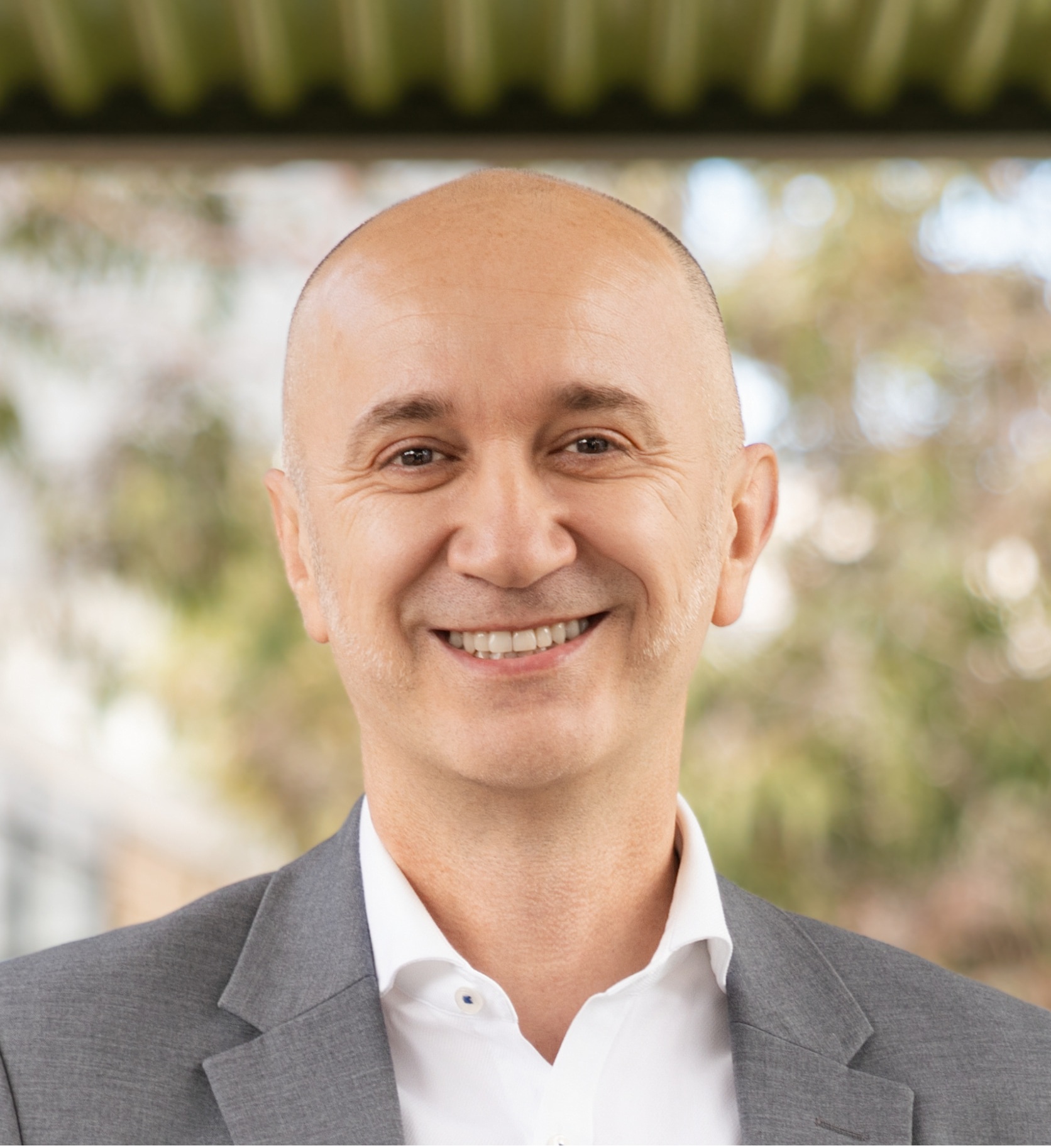 Portrait of Prof. Dragan GA&Scaron;EVIĆ